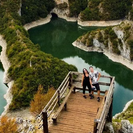 アパート Kanjon Uvac *